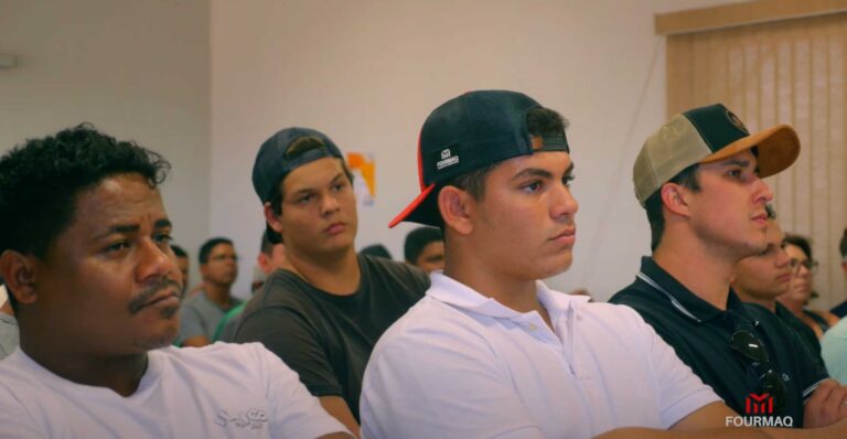 Curso Especial sobre Tecnologia de Aplicação em Pulverizadores 530R: Sucesso em Paraíso do Tocantins 🌾